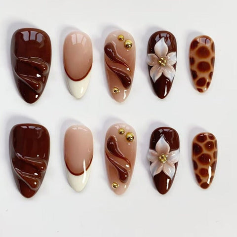 Nailuvia-AL008 Almond "Café Safari" Press-On Nails