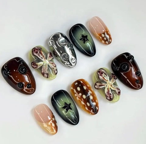 Nailuvia-AL026 Almond "Deep Sea Treasures" Press-On Nails