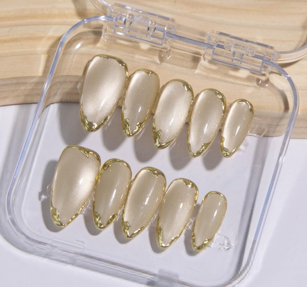 Nailuvia-CA007 Cat Eye "Champagne Glow" Press-On Nails