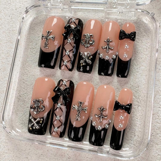 Nailuvia-DX132 Midium-Square "Gothic French Opulence" Press-On Nails