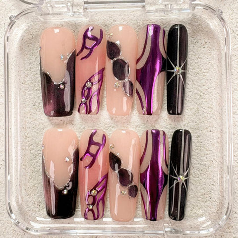 Nailuvia-DX134 Midium-Square "Velvet Noir" Press-On Nails