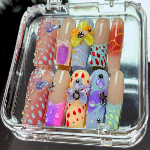 Nailuvia-D126 Midium-Square "Whimsical Garden" Press-On Nails