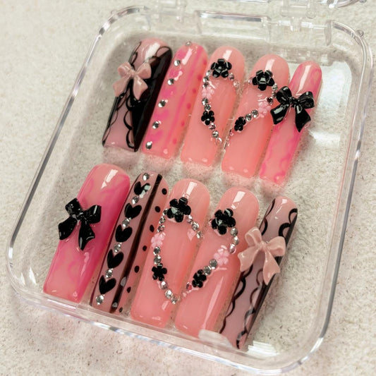 Nailuvia-DX139 Midium-Square "Sweet Gothic" Press-On Nails