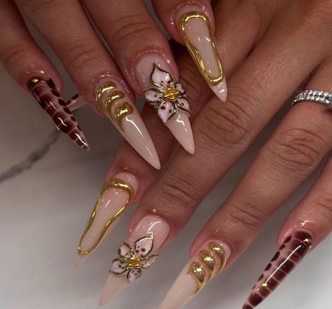 Nailuvia-ST004 Stiletto "Blossom Gilded" Press-On Nails