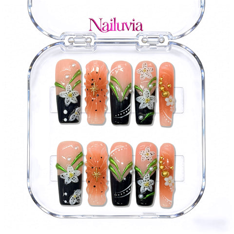 Nailuvia-D105 Midium-Square "Blossom Noir Garden" Press-On Nails