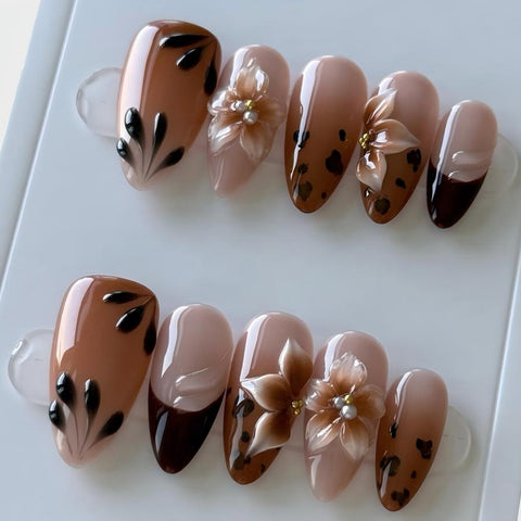 Nailuvia-AL009 Almond "Blossom Safari" Press-On Nails