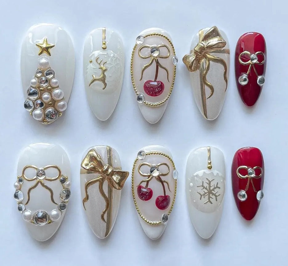 Nailuvia-AL032 Almond "Winter Wonderland" Press-On Nails