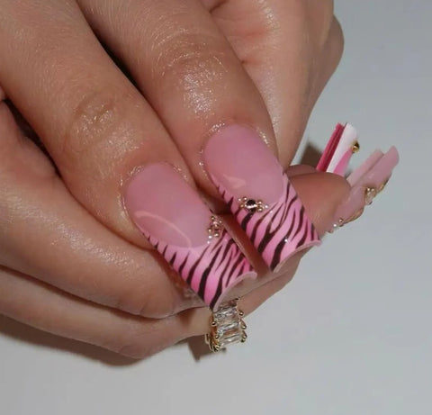 Nailuvia-FR021 French "Pink Safari Butterfly" Press-On Nails
