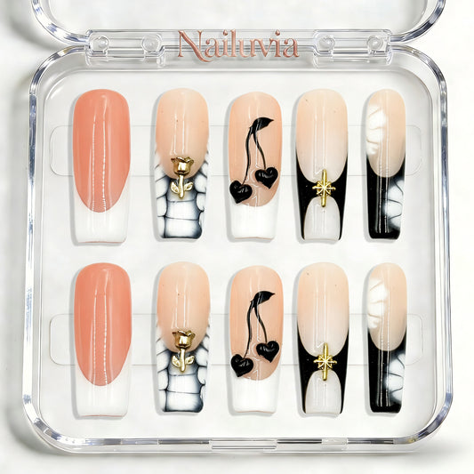 Nailuvia-D032 Midium-Square "Modern Contrast" Press-On Nails