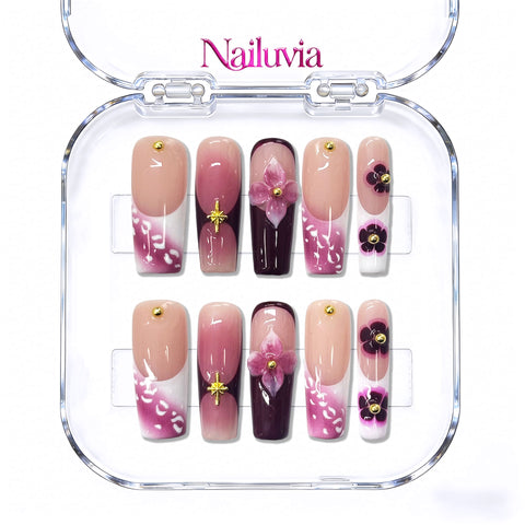 Nailuvia-D092 Midium-Square "Blossom Noir" Press-On Nails