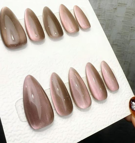 Nailuvia-CA019  Cat Eye "Mauve Mink" Press-On Nails