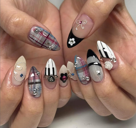 Nailuvia-AL025 Almond "Plaid &amp; Punk" Press-On Nails