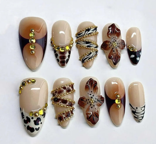 Nailuvia-AL036 Almond "Safari Bloom" Press-On Nails