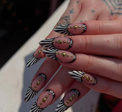Nailuvia-FR037 French "Zebra Glitz" Press-On Nails